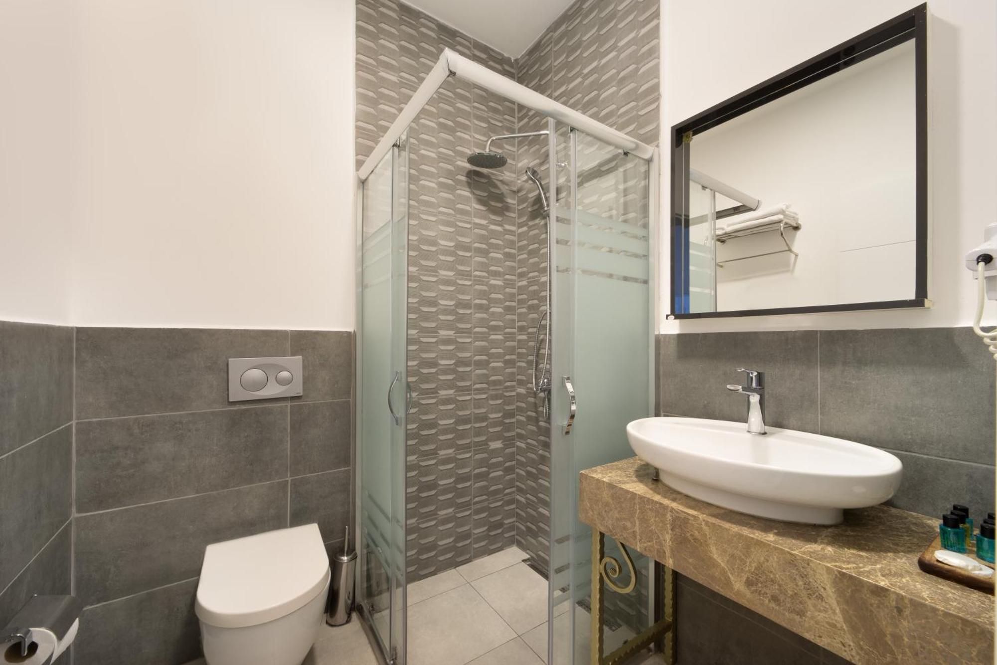 Bakirkoey Des Suit Otel Provincia di Provincia di Istanbul Esterno foto
